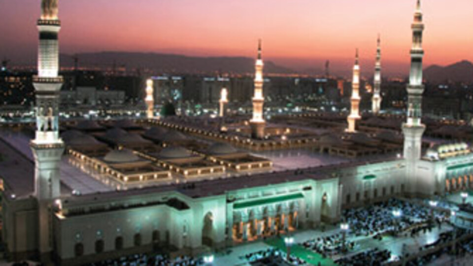 Hz. Muhammed'e çok büyük saygısızlık!