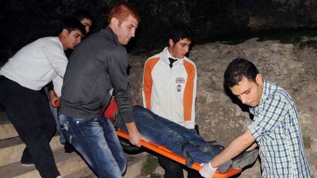 Urfa kalesinden kendini attı