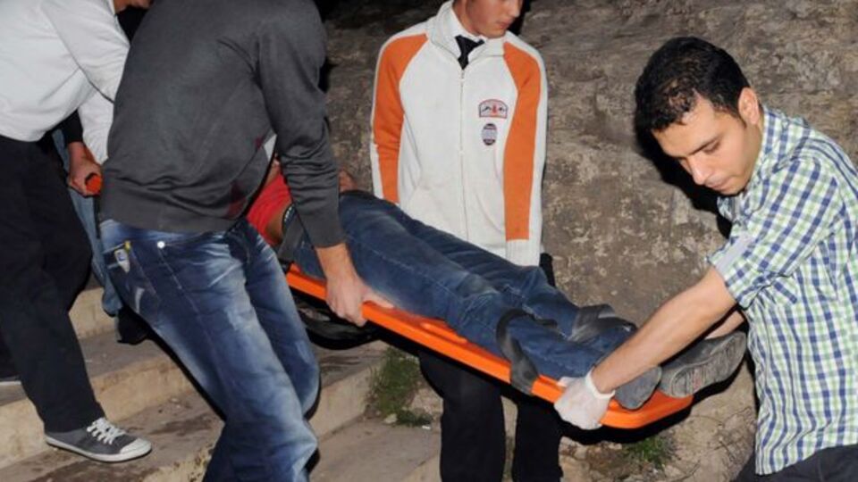 Urfa kalesinden kendini attı
