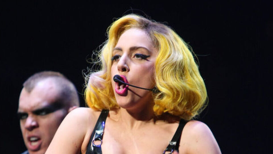 Lady Gaga'dan rekor bağış!