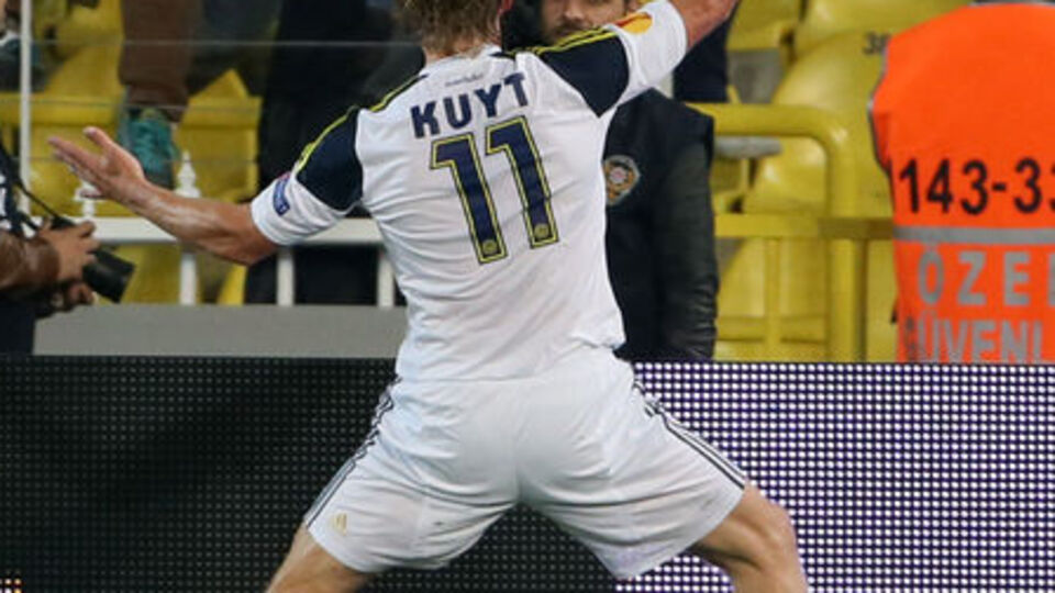 Kuyt durmuyor!