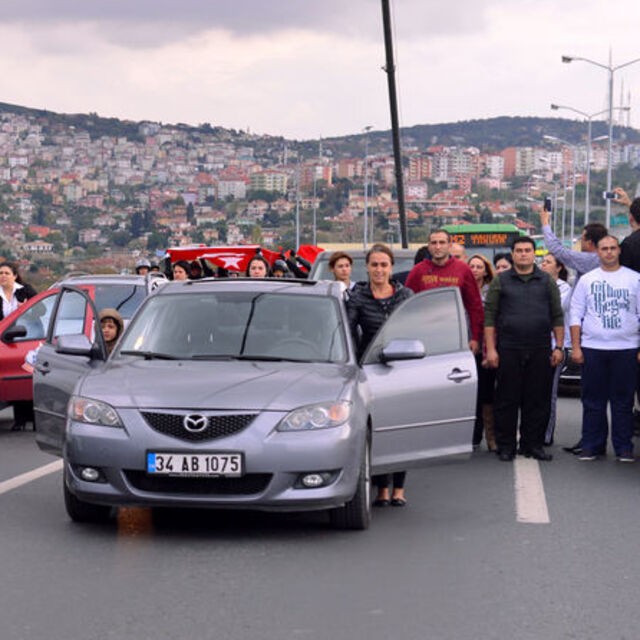 Gözyaşları Ata için