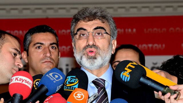 'Dağıtım özelleştirmeleri 2013'ün ilk yarısında tamamlanır'