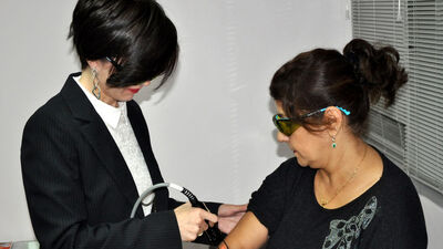 "Hilterapi" sayesinde ağrılarından kurtuldu