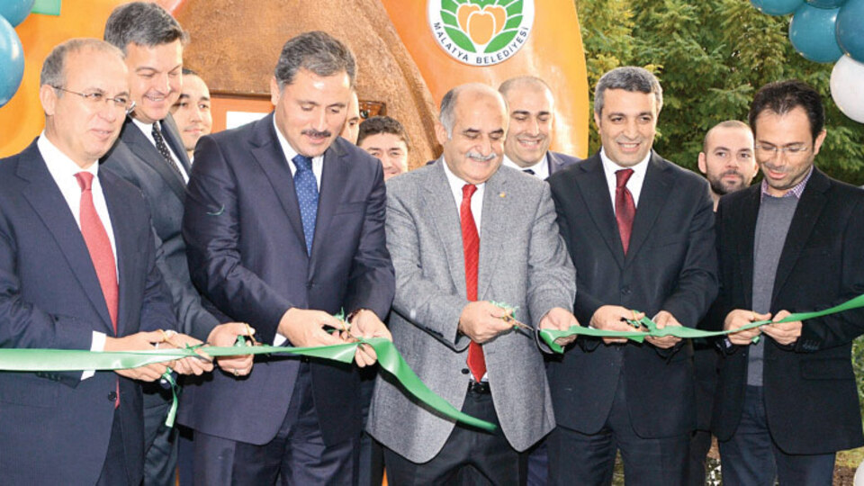 Bu ATM kayısı mı verecek?