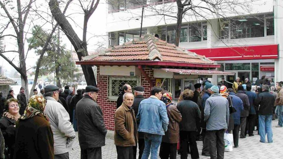 SGK başka erkekle nikâhsız yaşayana karışmaz