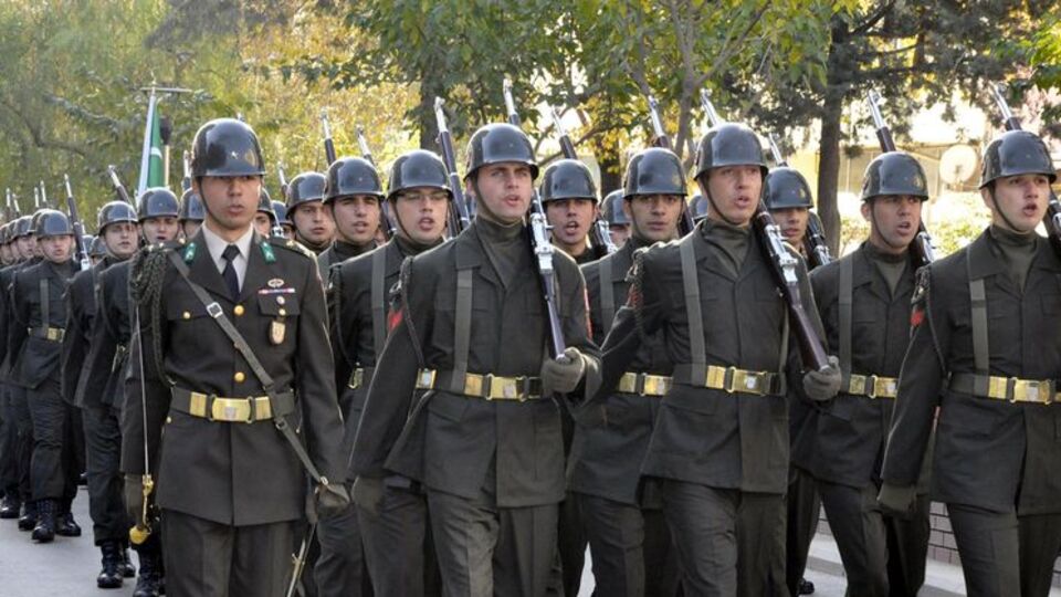 Asker bu kez yürüdü