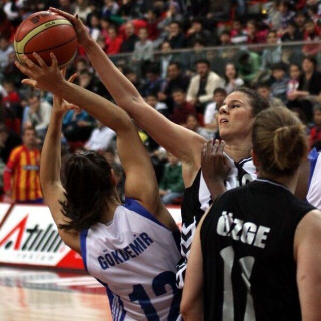 Beşiktaş eriyor!
