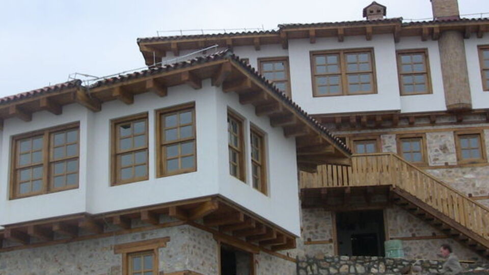 Atatürk'ün "baba evi" yeniden inşa ediliyor
