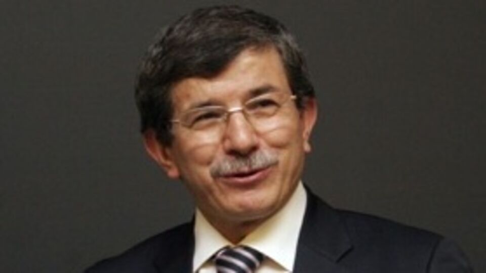 Davutoğlu'ndan 5'li görüşme