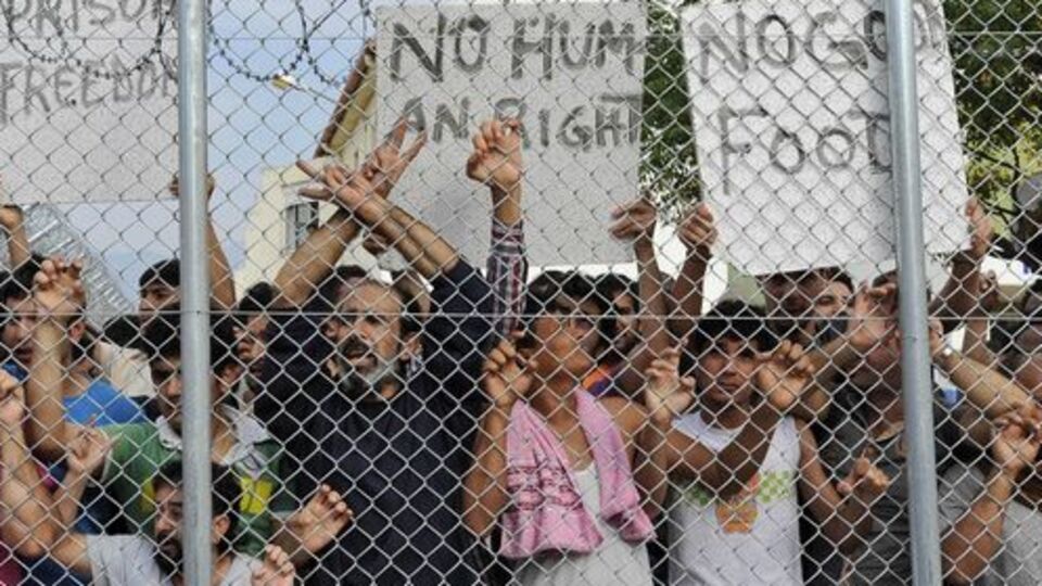 Yunanistan'da göçmen ayaklanması