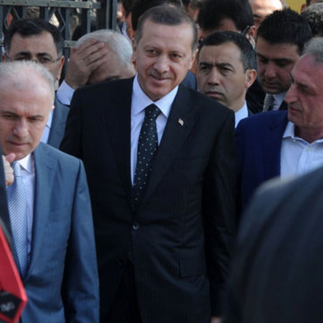 Devletin tepesi yeterince korunmuyor mu?