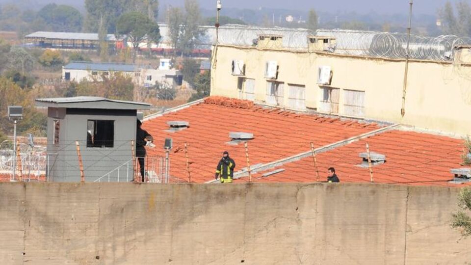 Cezaevinde tuhaf olay!