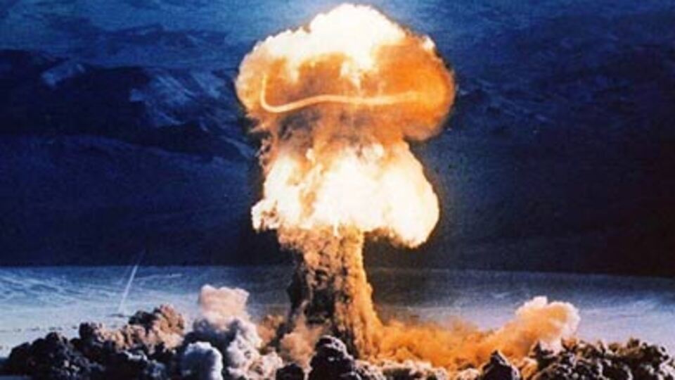 İran'ın atom bombası çalışmaları 'belgelendi'