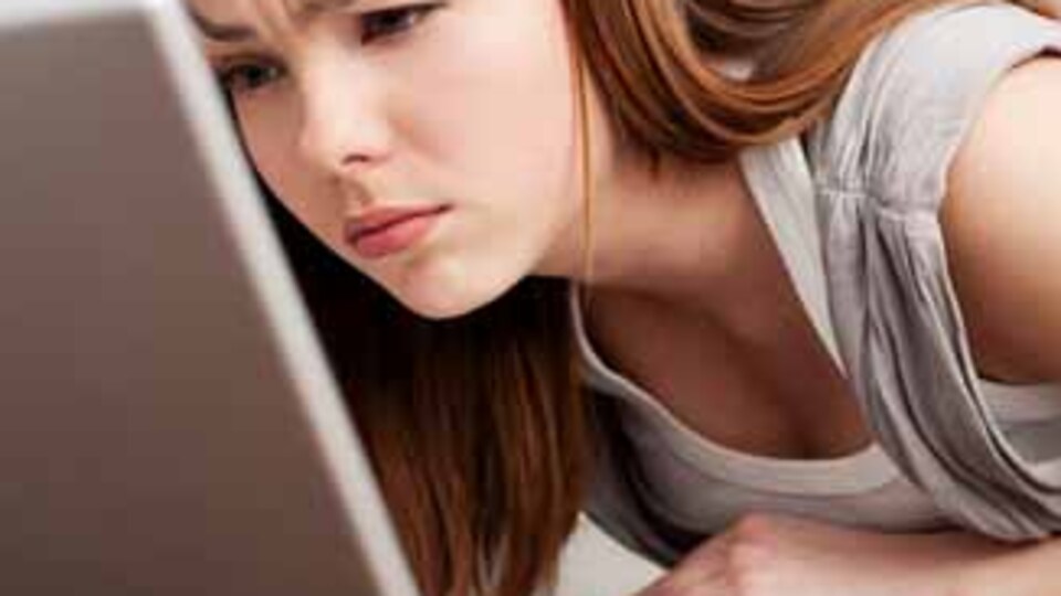 İnternetten lens satışlarına dikkat