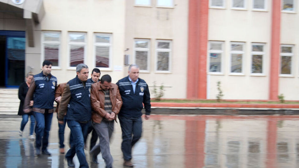 Ölümü yudumladı