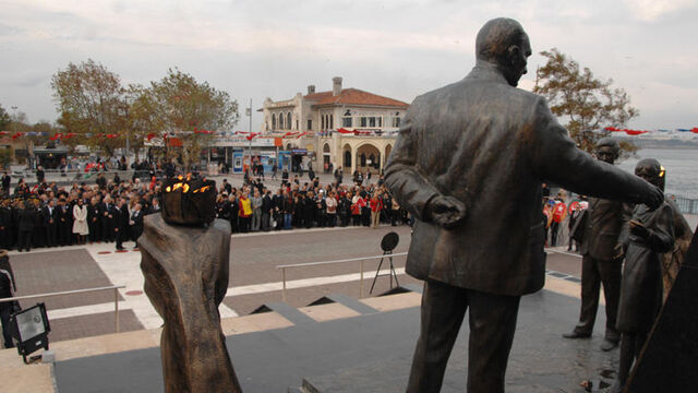 Atatürk Anıtı'na ne olacak?