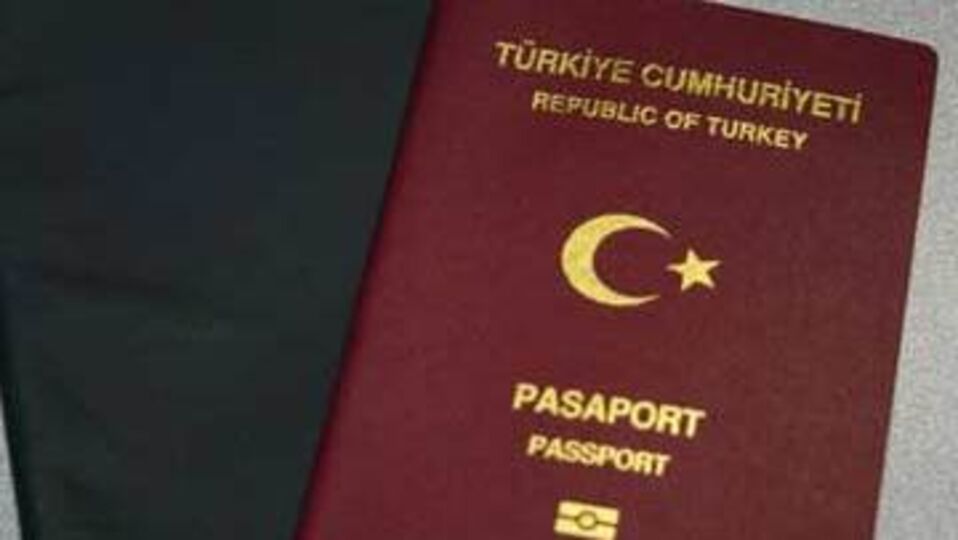 Turizmciye ayrı pasaport!