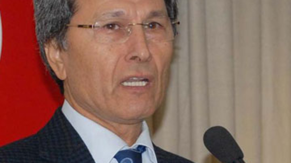 'Demirel, Orhun Abideleri'ni 7 kere dolaşıp Türk oldu'