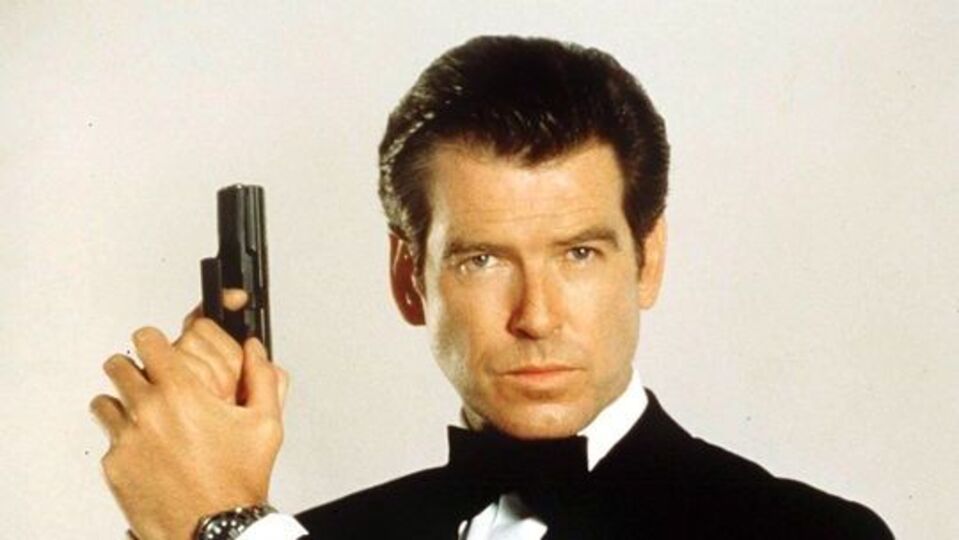 Eli en kanlı Bond, Pierce Brosnan