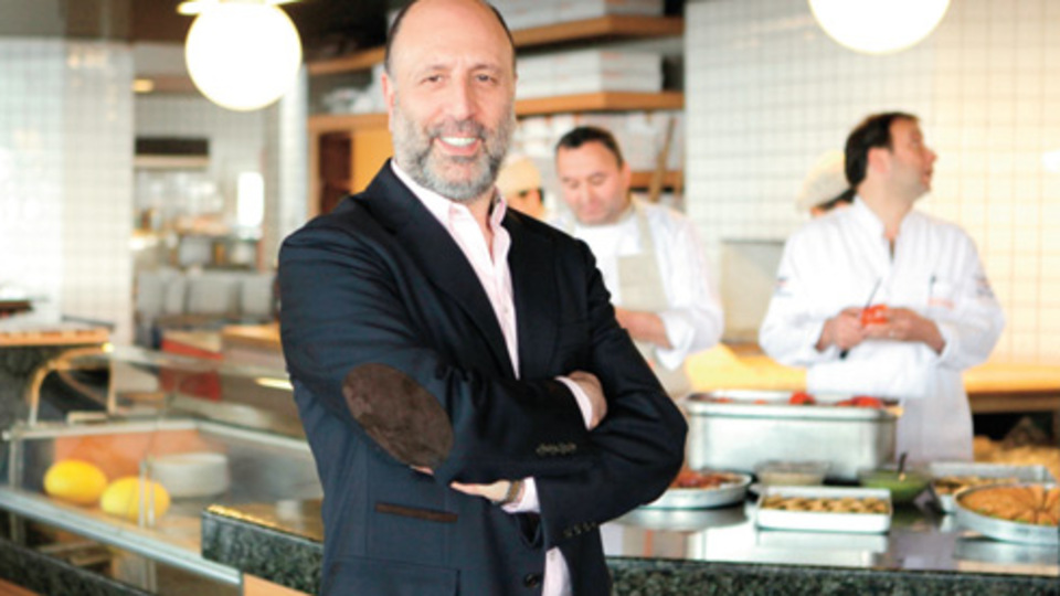 Herkes O'nun peşinde!