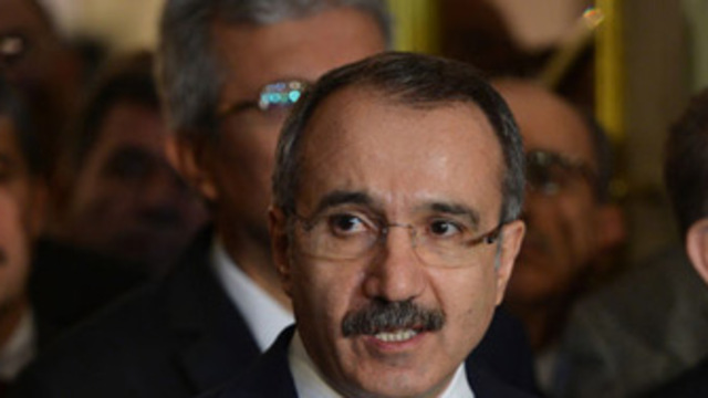 Yunus Emre'ye sansür!