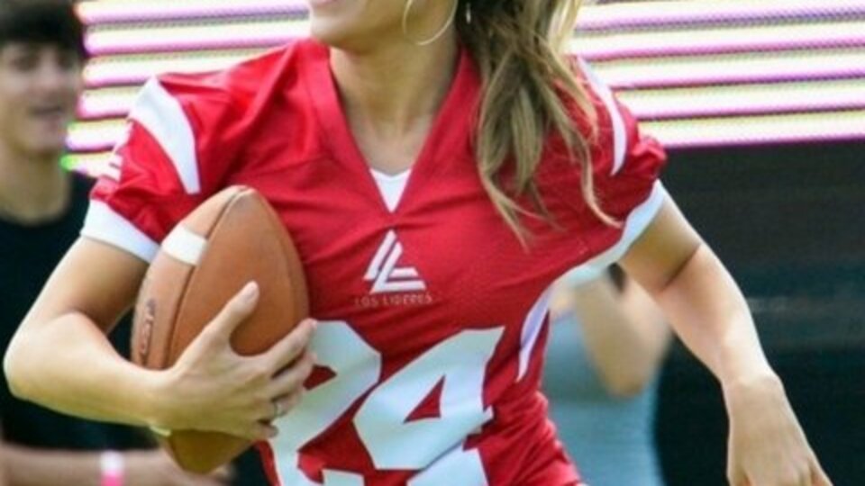 Jennifer Lopez futbolcu oldu