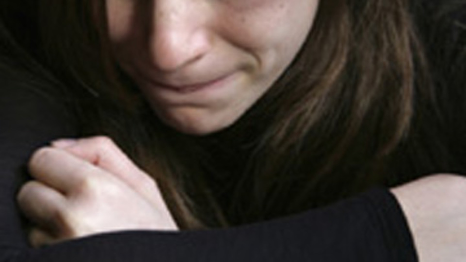 Şiddet gören kadın için gizlilik kararı