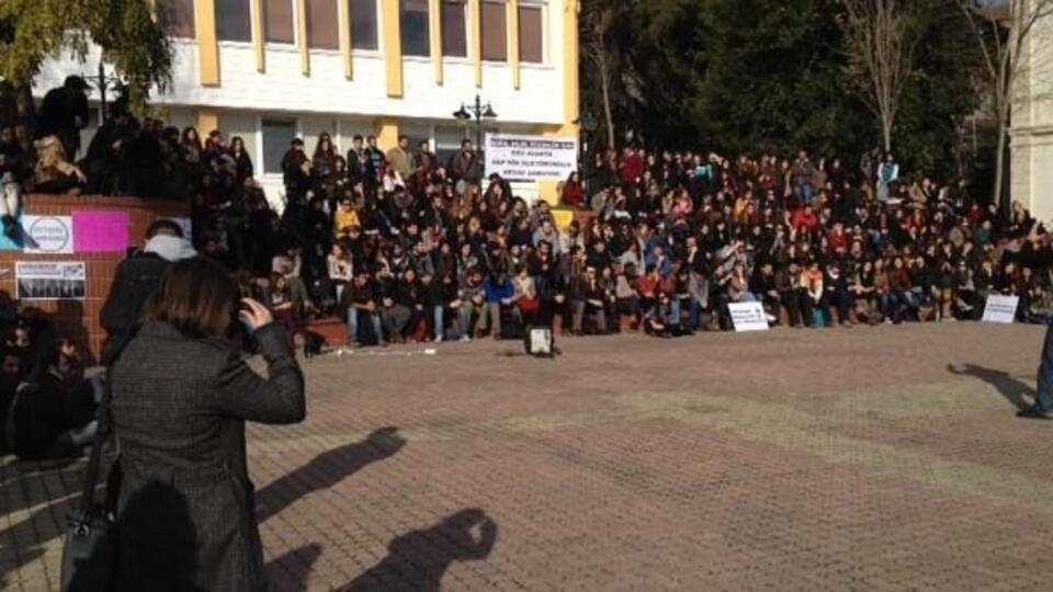 Rektör özür diledi!