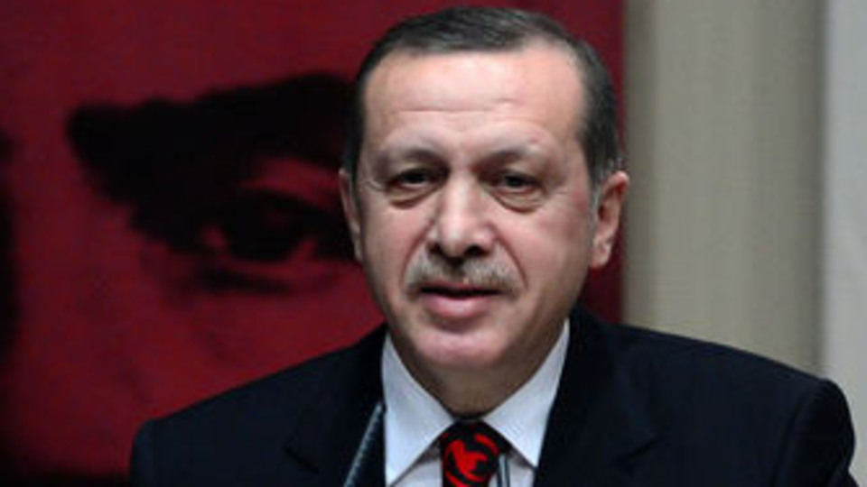 Başbakan Erdoğan'dan kitap önerisi!