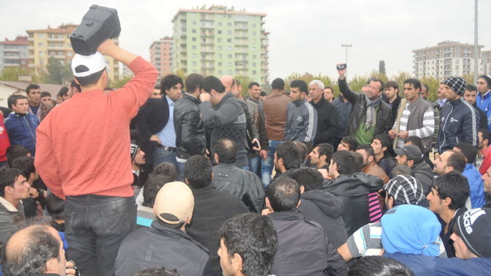 Seyisler eylem yaptı at yarışları iptal edildi