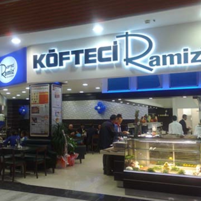 Ünlü köfteciden 'türban' açıklaması