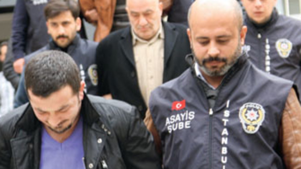 Mangal partisinde yakalandılar