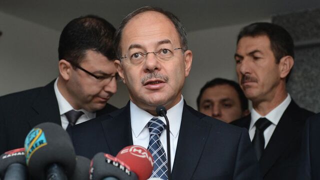 "Densizler, kendini bilmezler!"