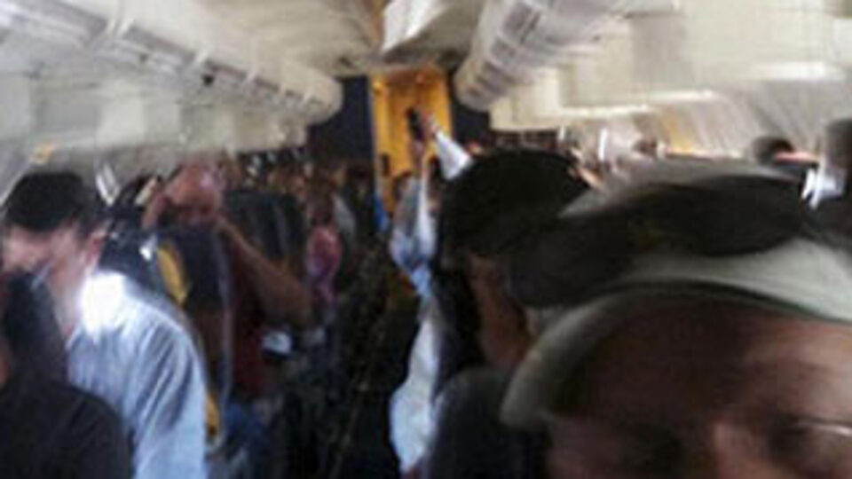 Yolculara kabusu yaşattılar!