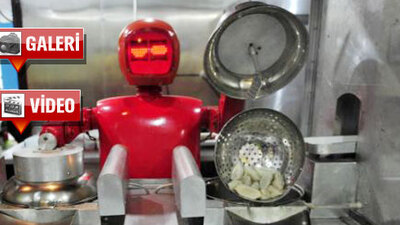 Yemek yapan robot!
