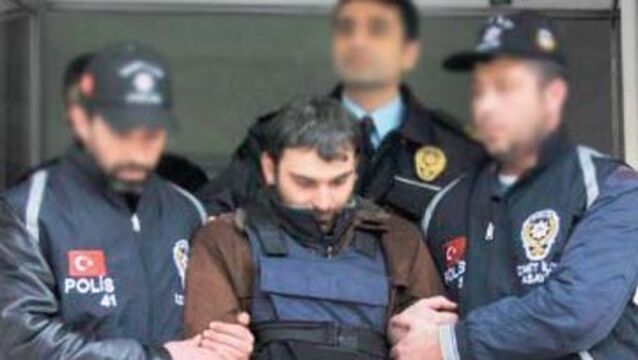 'Önce eşimi öldürdüm sonra tek tek çocukları'