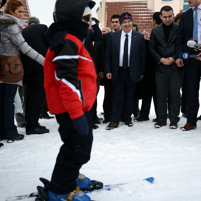 "Yukarı doğru kayabiliyor musunuz?"