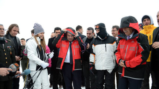 "Yukarı doğru kayabiliyor musunuz?"