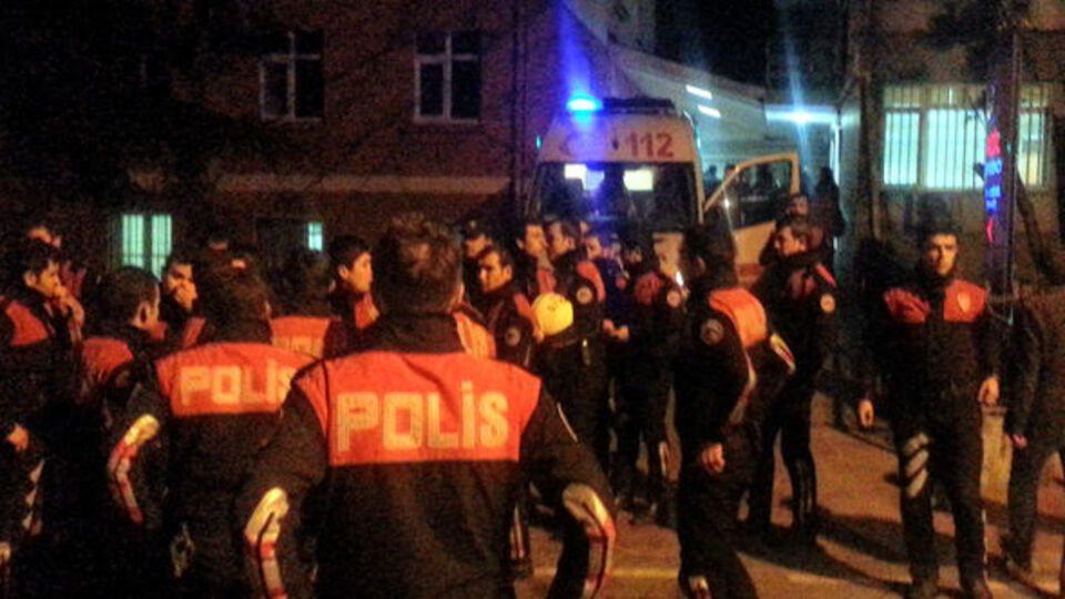 İntihar eden polis hayatını kaybetti