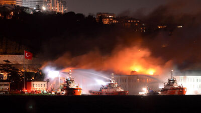 Galatasaray Üniversitesi'nde yangın!