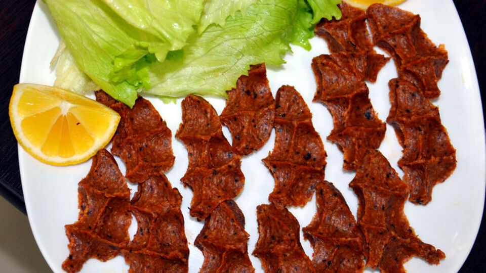 Çiğ köfte yiyenler dikkat!