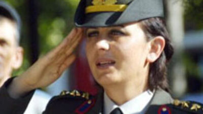 Türkiye'de kadınlar cephede savaşır mı?