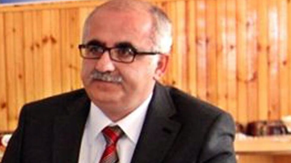 Rektör intihar etti