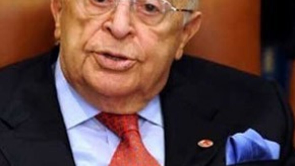 Twitter'da 'Demirel öldü' iddiası