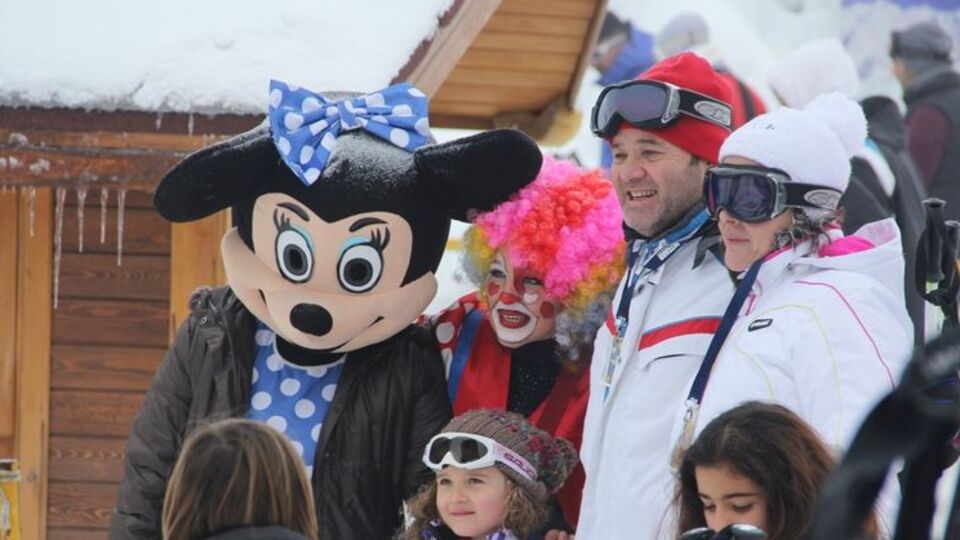 Kışın eğlencesi kayak!