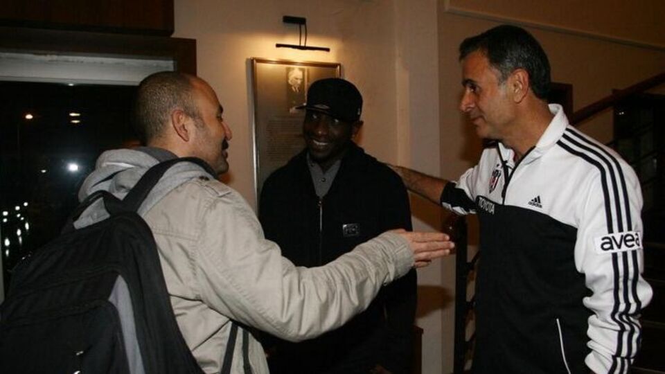 Niang takım arkadaşlarıyla tanıştı