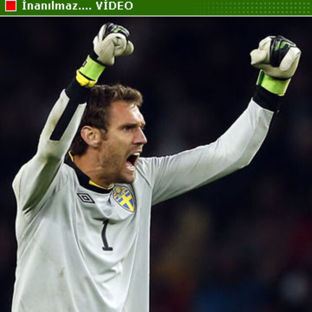 Isaksson rövaşatayla çıkardı!