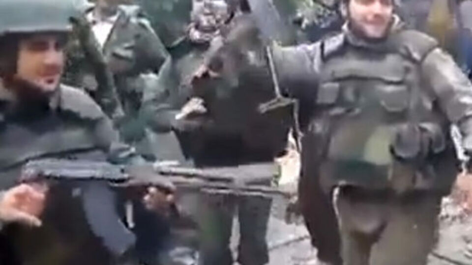 Usher orduyu çoşturdu