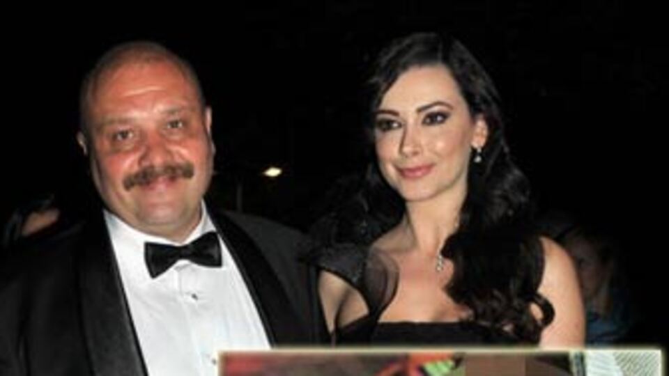 Boşanma nedeni 'GENÇ' sevgili